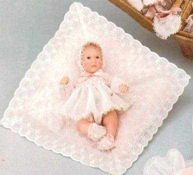 Effanbee - Baby Lisa - Pillow - кукла